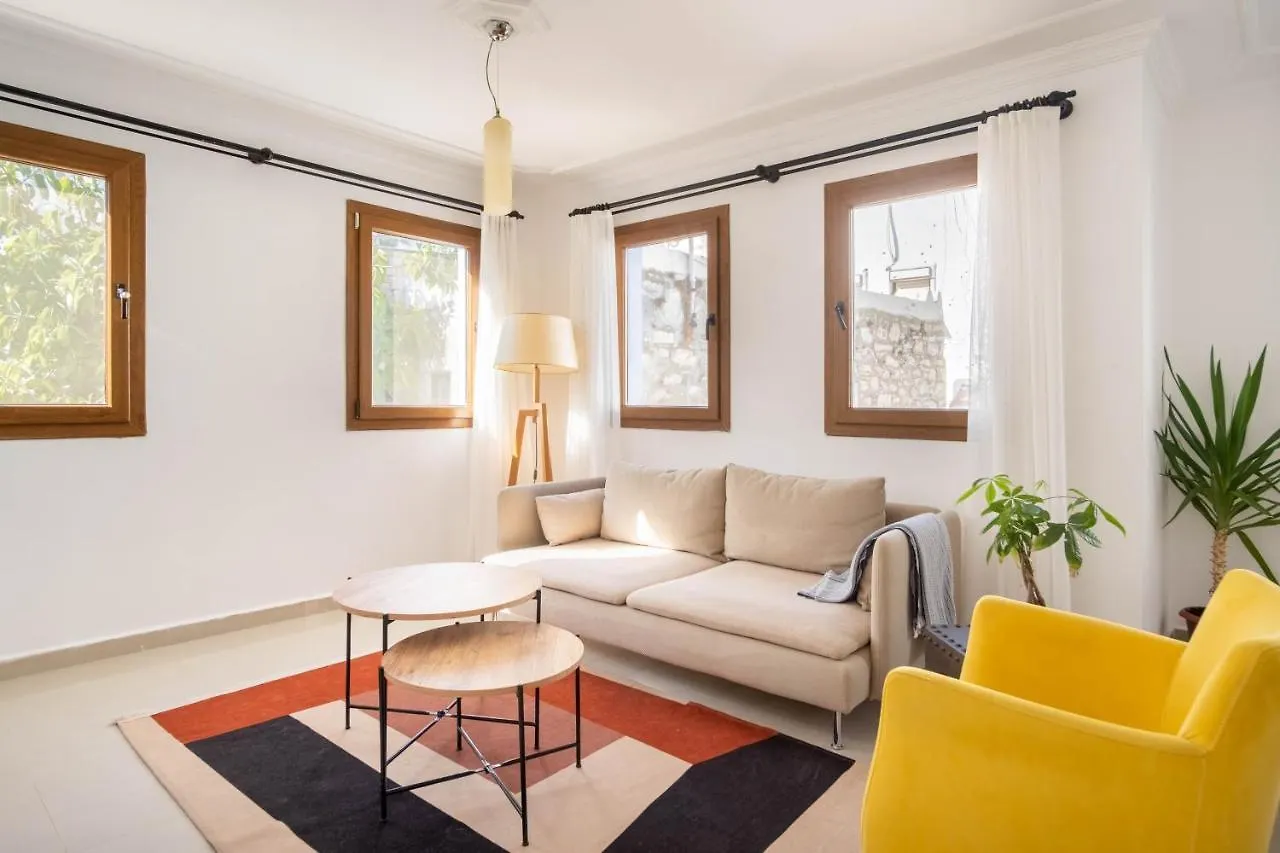 Central Stone House, 2Br, Cozy, Spacy, Terrace, Fast Wifi, Parking Bodrum