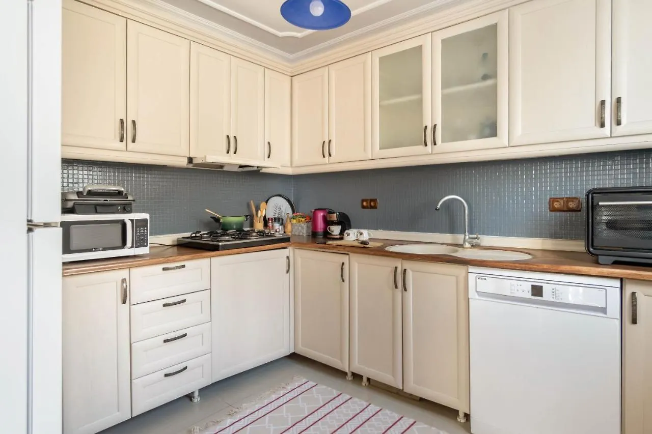 Central Stone House, 2Br, Cozy, Spacy, Terrace, Fast Wifi, Parking Bodrum Turchia