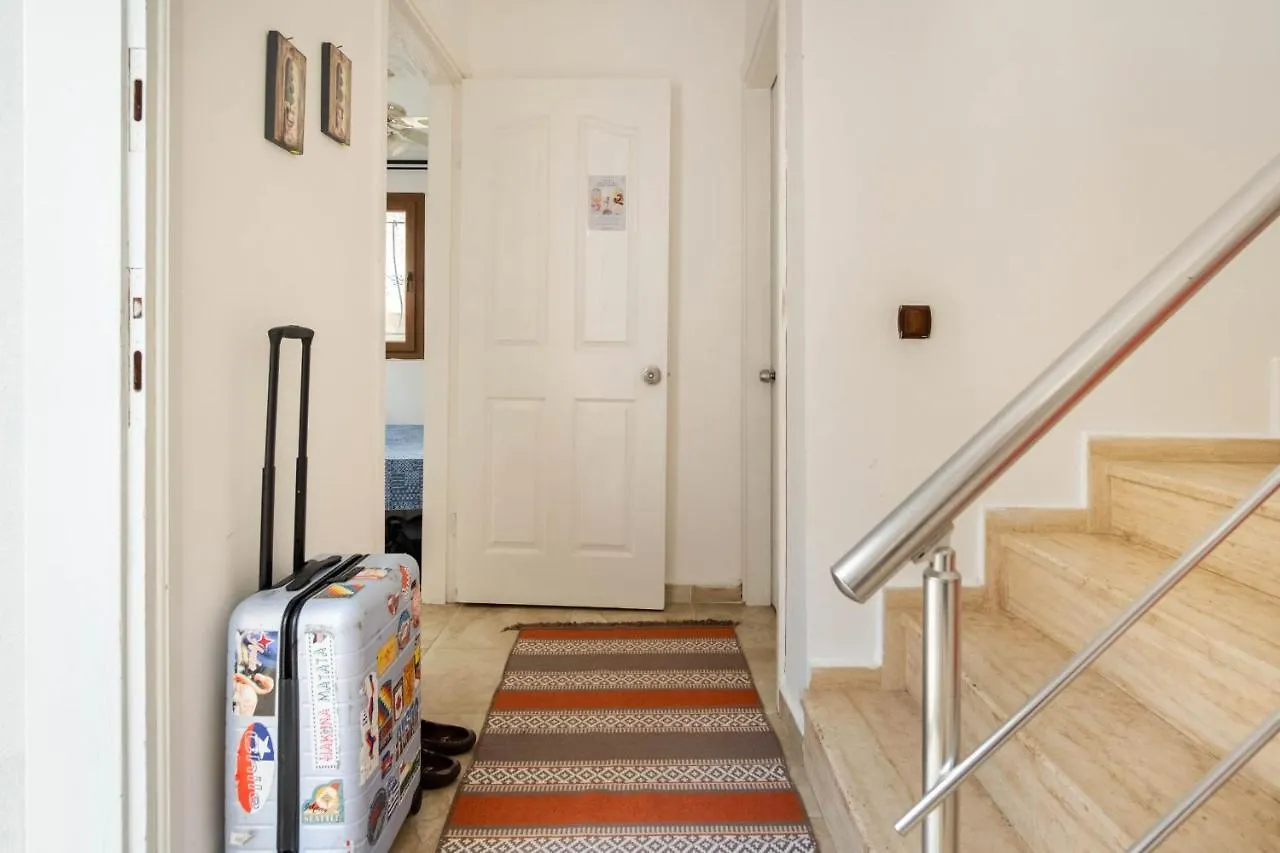 Central Stone House, 2Br, Cozy, Spacy, Terrace, Fast Wifi, Parking Bodrum